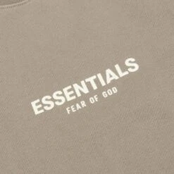 Essentials L/S Crewneck - Desert Taupe -Fashion Clothing Store Fear of God Essentials LS Crewneck Desert Taupe 192BT212078F 11 02 22 Feature NF 2 scaled