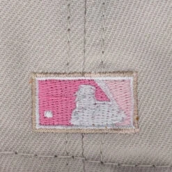 Feature X New Era Lotus 59FIFTY Fitted - Houston Astros -Fashion Clothing Store Feature x New Era Lotus 59FIFTY Fitted Stone Dark Seaweed 70717500 04 14 23 Feature KN 6 afdc3be3 de0a 4c2c a387 860269b3dd74