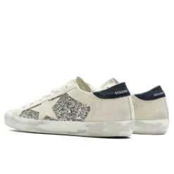 Golden Goose Women's Glitter Suede Super Star - Platinum/Beige/Black 6 Golden Goose Women's Glitter Suede Super Star - Platinum/Beige/Black -Fashion Clothing Store Golden Goose Women s Sneakers Glitter Suede Super Star Platinum Beige Black GWF00103.F004150.82166 09 15 23 Feature KN 5