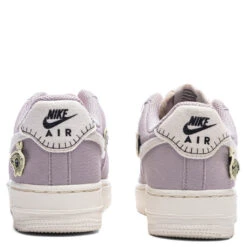 Nike Women's Air Force 1 '07 SE - Amethyst Ash/Pale Ivory/Pink Oxford -Fashion Clothing Store Nike Women s Air Force 1 07 SE Amethyst Ash Pale Ivory Pink Oxford DJ6378 500 12 03 22 Feature JM 6