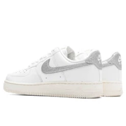 Nike Women's Air Force 1 '07 - Summit White/Metallic Silver -Fashion Clothing Store Nike Women s Air Force 1 07 Summit White Metallic Silver DQ7569 100 12 05 22 Feature JP 5