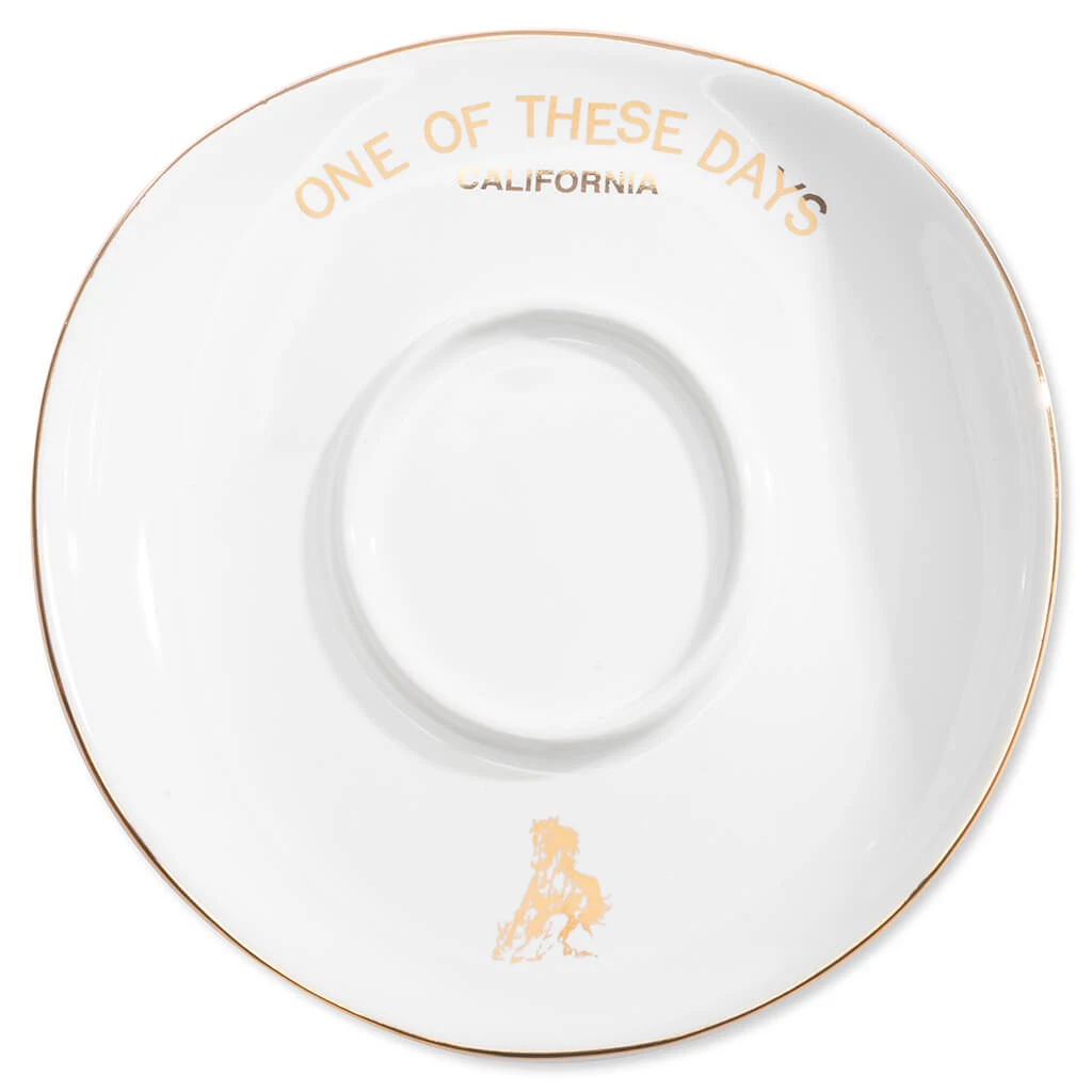 OOTD Cowboy Hat Incense Holder - White 4 OOTD Cowboy Hat Incense Holder - White - Image 4