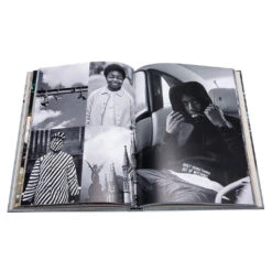 Rizzoli Nigel Sylvester: GO 5 Rizzoli Nigel Sylvester: GO -Fashion Clothing Store Rizzoli Nigel Sylvester GO 978 0 8478 6873 5 11 28 22 Feature JM 4