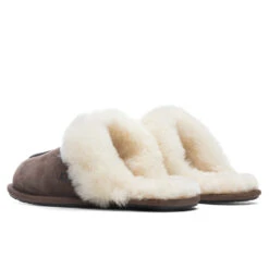 Ugg Women's Scuffette II Slipper - Espresso 6 Ugg Women's Scuffette II Slipper - Espresso -Fashion Clothing Store UGG Women s Scuffette II Slipper Espresso 1106872 ESP 01 01 2022 01 3