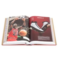 Taschen Sneaker Freaker -Fashion Clothing Store taschen sneaker freaker 9783836572231 4